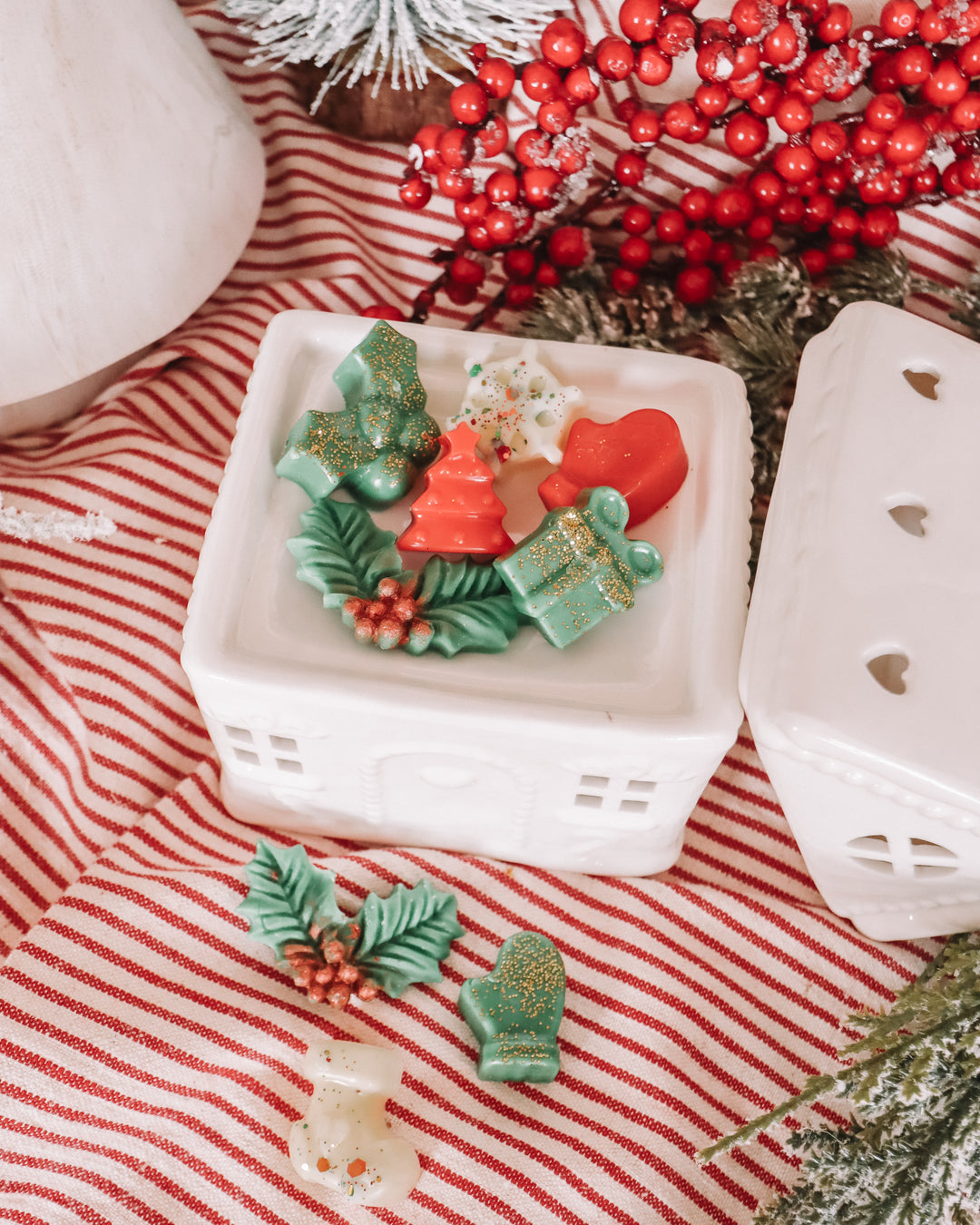 Gingerbread House White Wax Melter