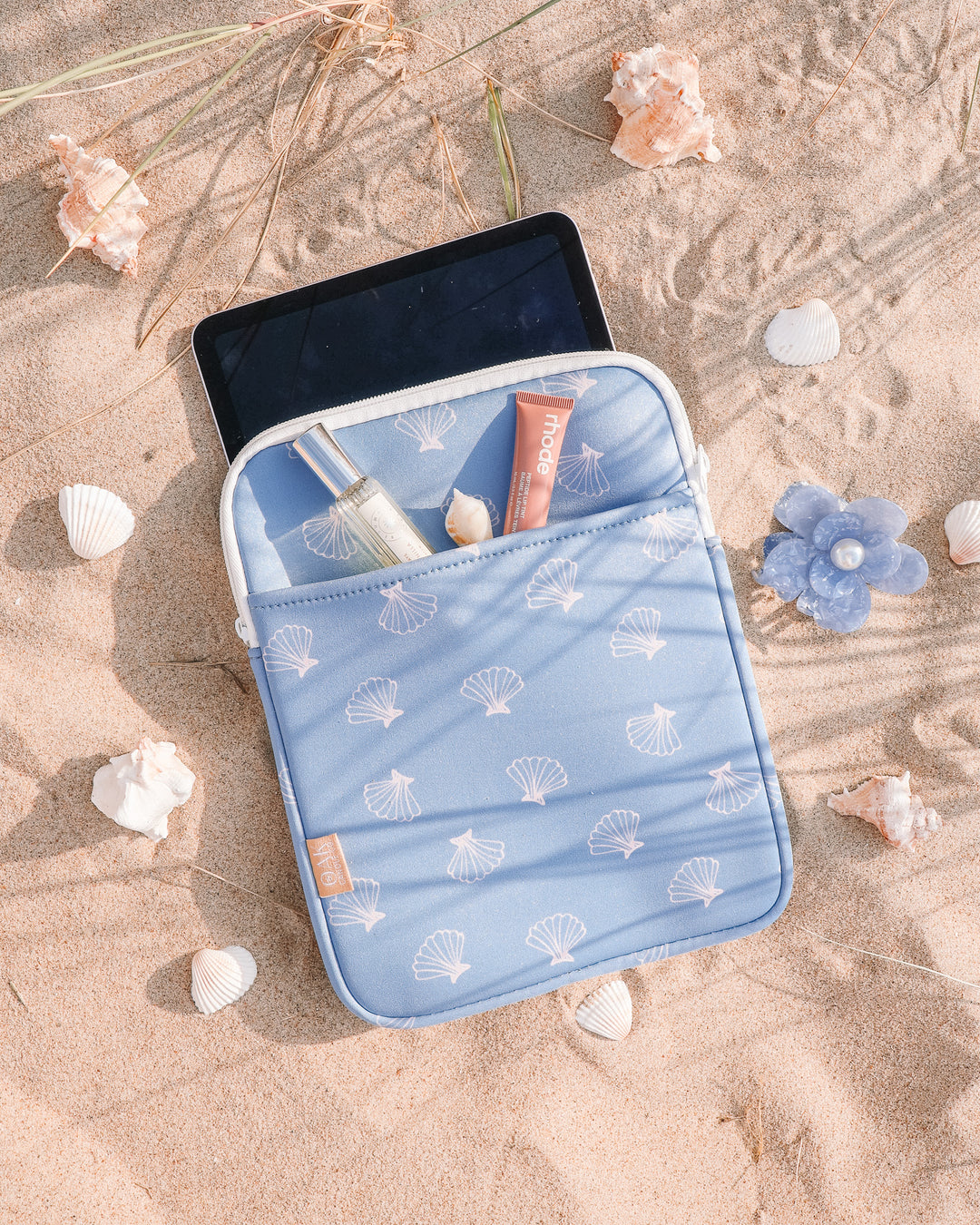 Seashell Breeze iPad & Book Sleeve